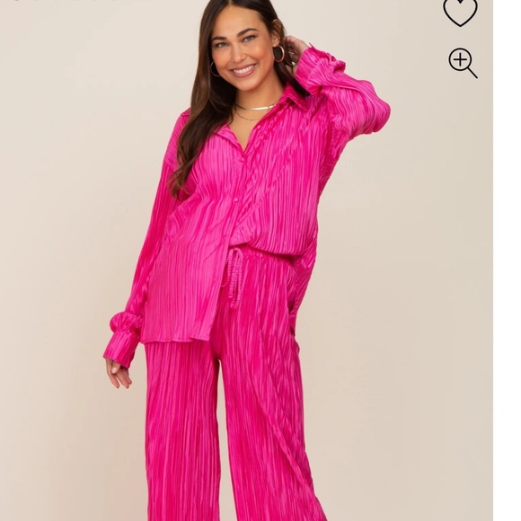 Worn 1 time Fuchsia Pleated Plisse Button Up Two-Piece Maternity Set - Picture 1 of 1